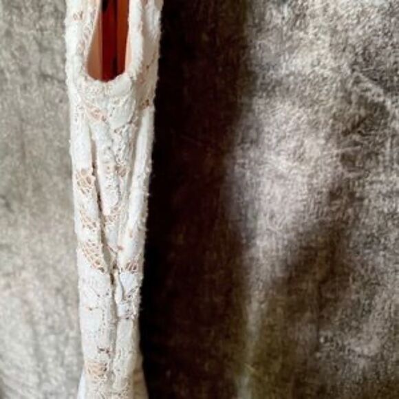 BCBGMaxAzaria “Jalina” White Lace Skater dress - Picture 6 of 6